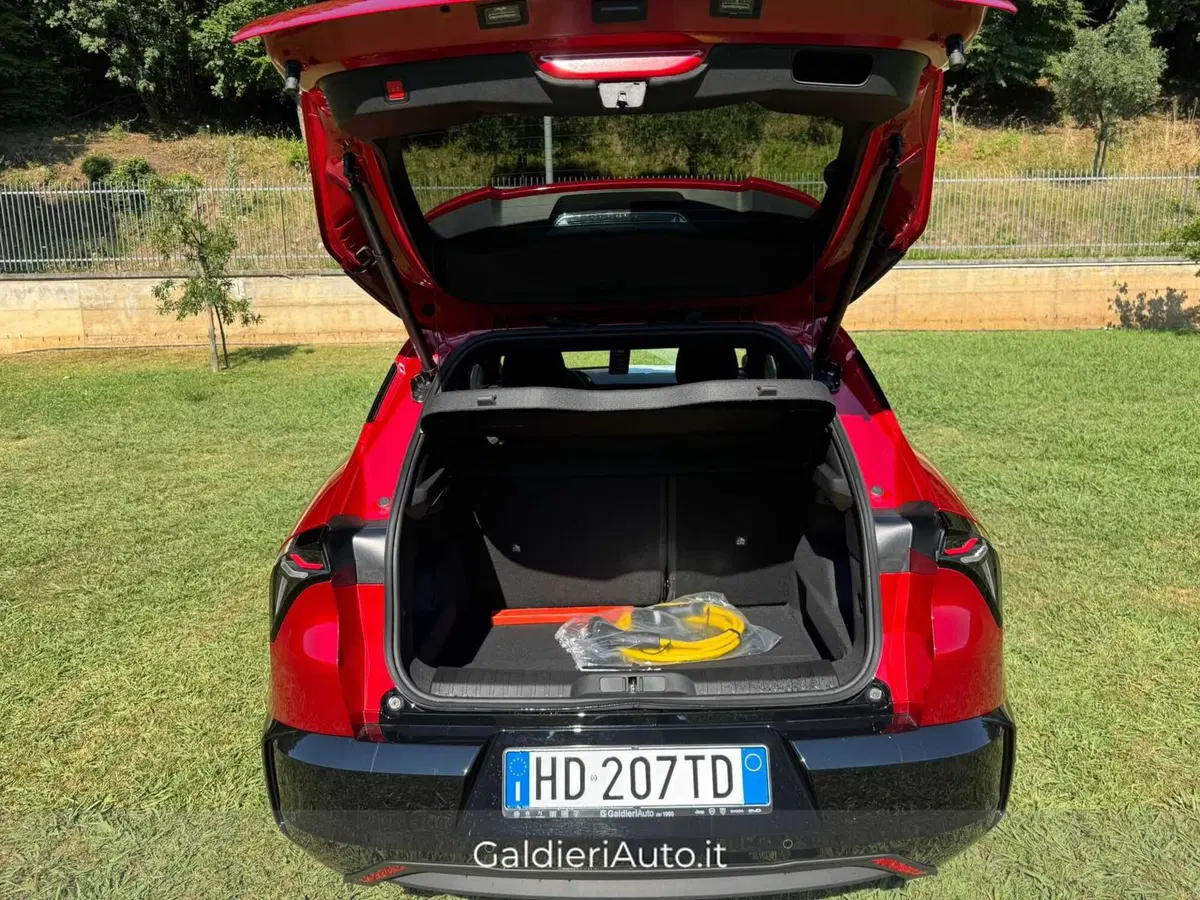 Alfa Romeo Junior nuova a Salerno (8)