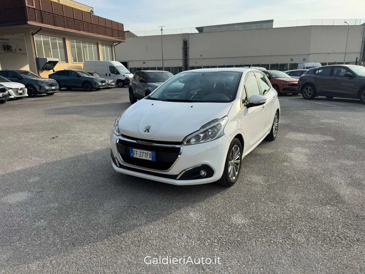 Peugeot 208 usata a Salerno