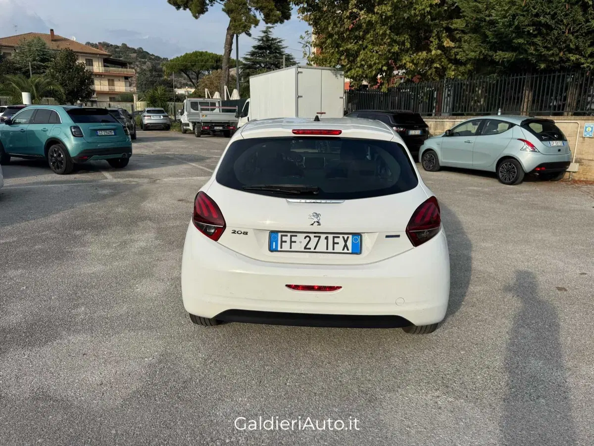 Peugeot 208 usata a Salerno (11)