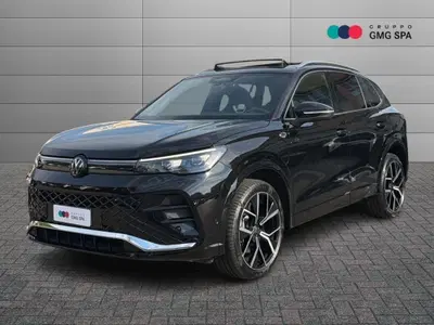 Volkswagen Tiguan 1.5 tsi ehybrid R-Line 204cv dsg del 2026 usata a Firenze