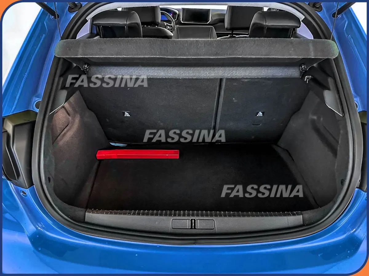 Peugeot 208 usata a Milano (11)