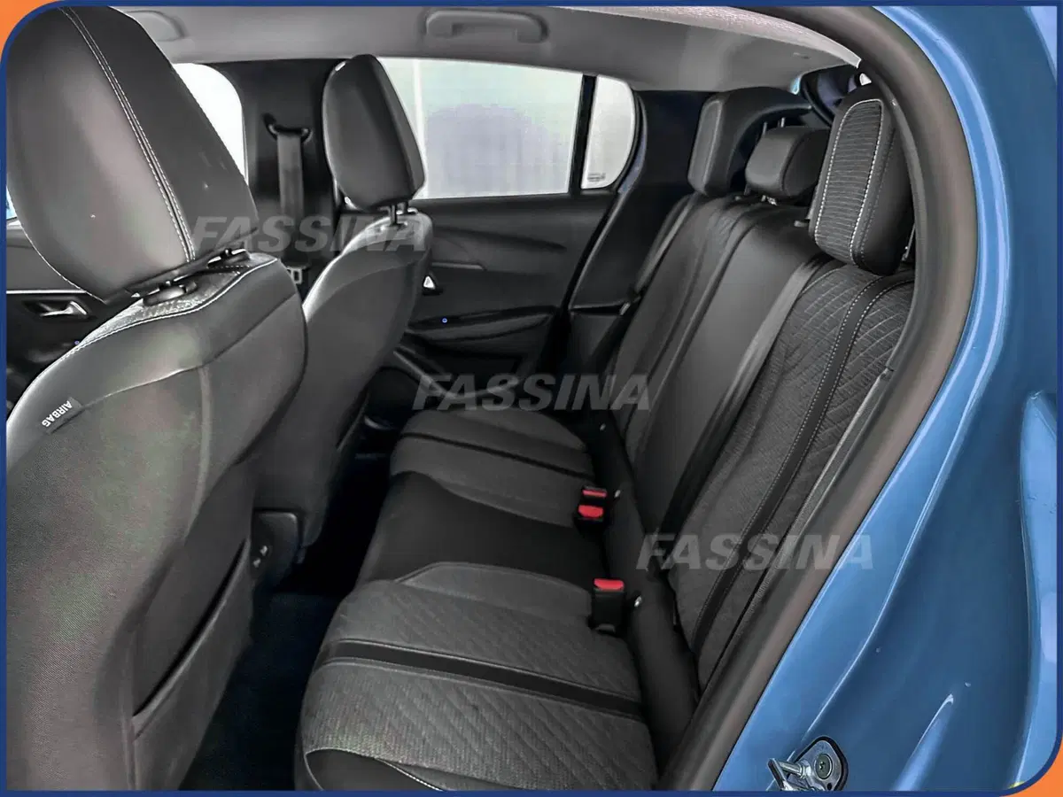 Peugeot 208 usata a Milano (9)