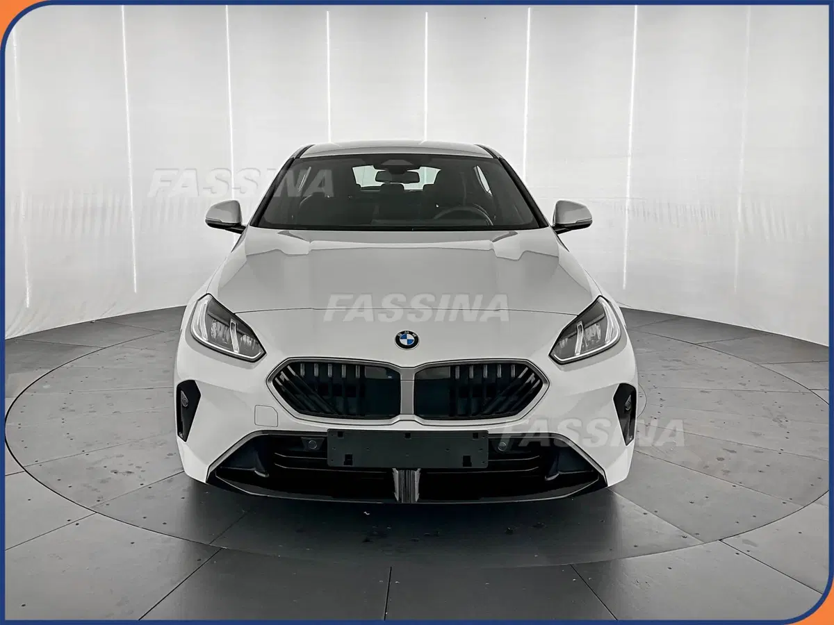 BMW Serie 1 5p. usata a Milano (2)