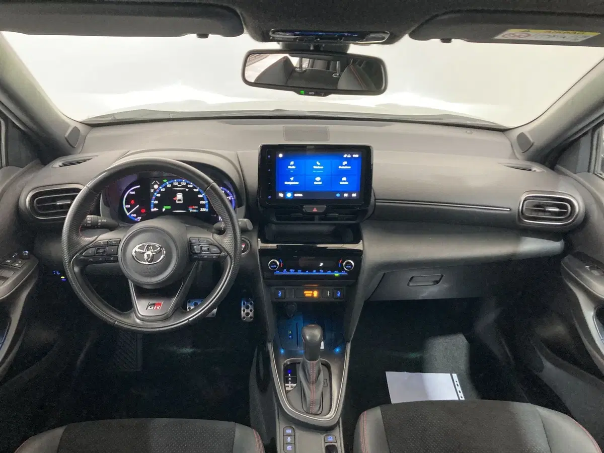 Toyota Yaris Cross usata a Barletta-Andria-Trani (15)