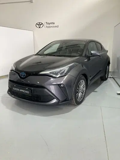 Toyota Toyota C-HR 1.8 hev Lounge Hero fwd e-cvt del 2021 usata a Barletta