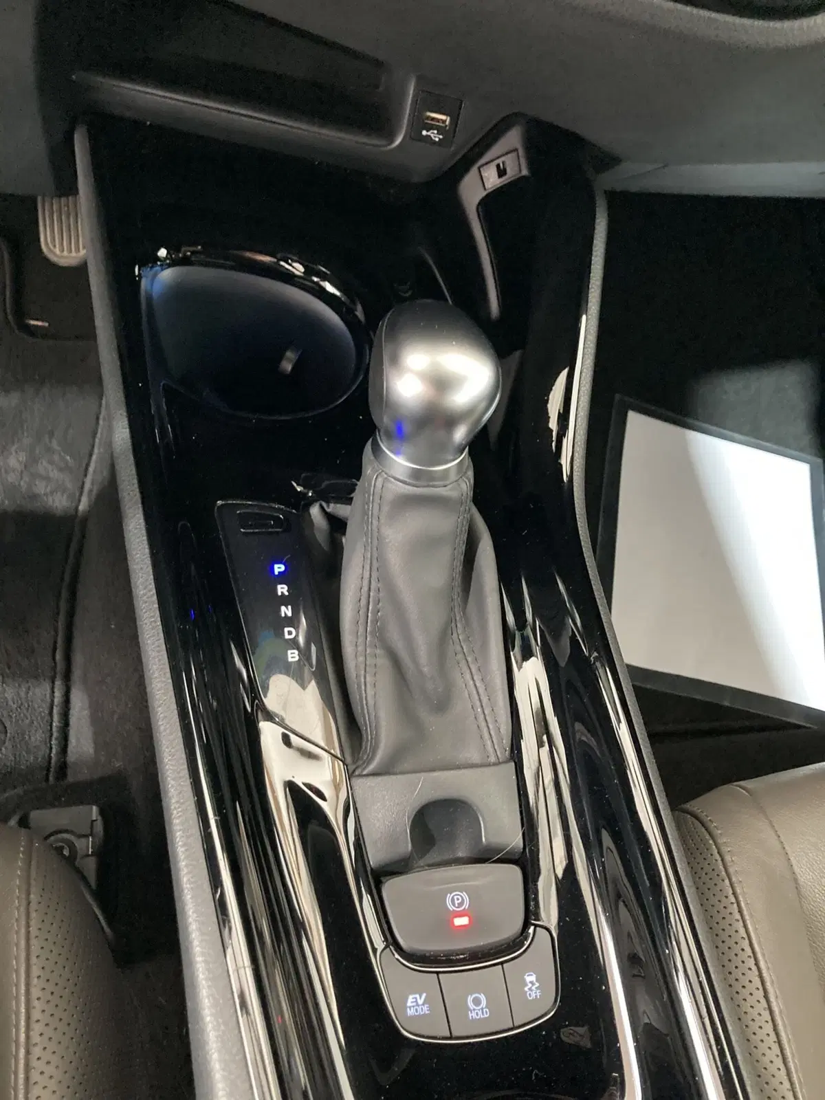 Toyota Toyota C-HR usata a Barletta-Andria-Trani (16)