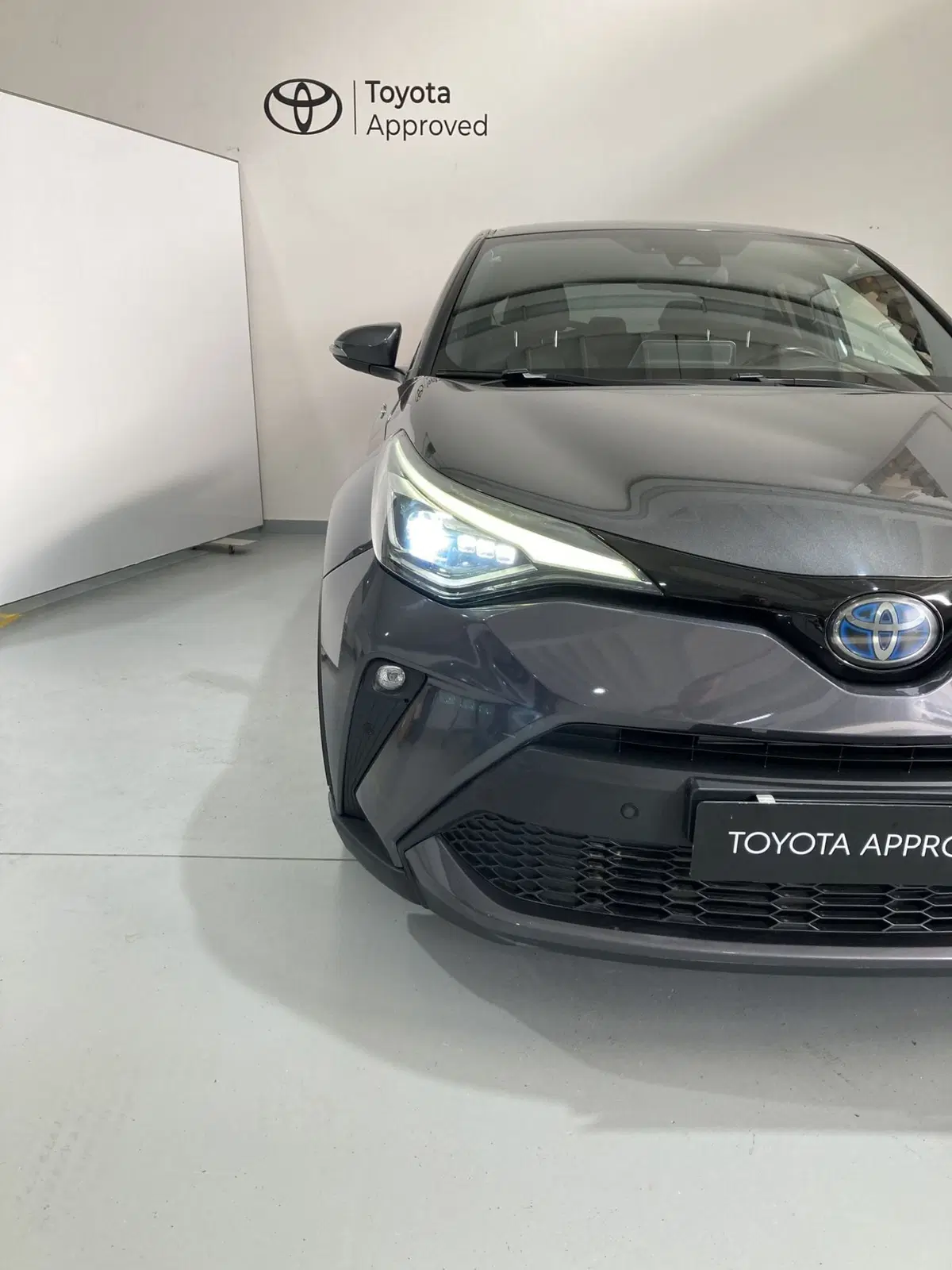 Toyota Toyota C-HR usata a Barletta-Andria-Trani (3)