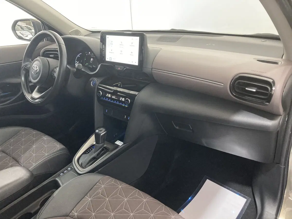 Toyota Yaris Cross usata a Barletta-Andria-Trani (19)