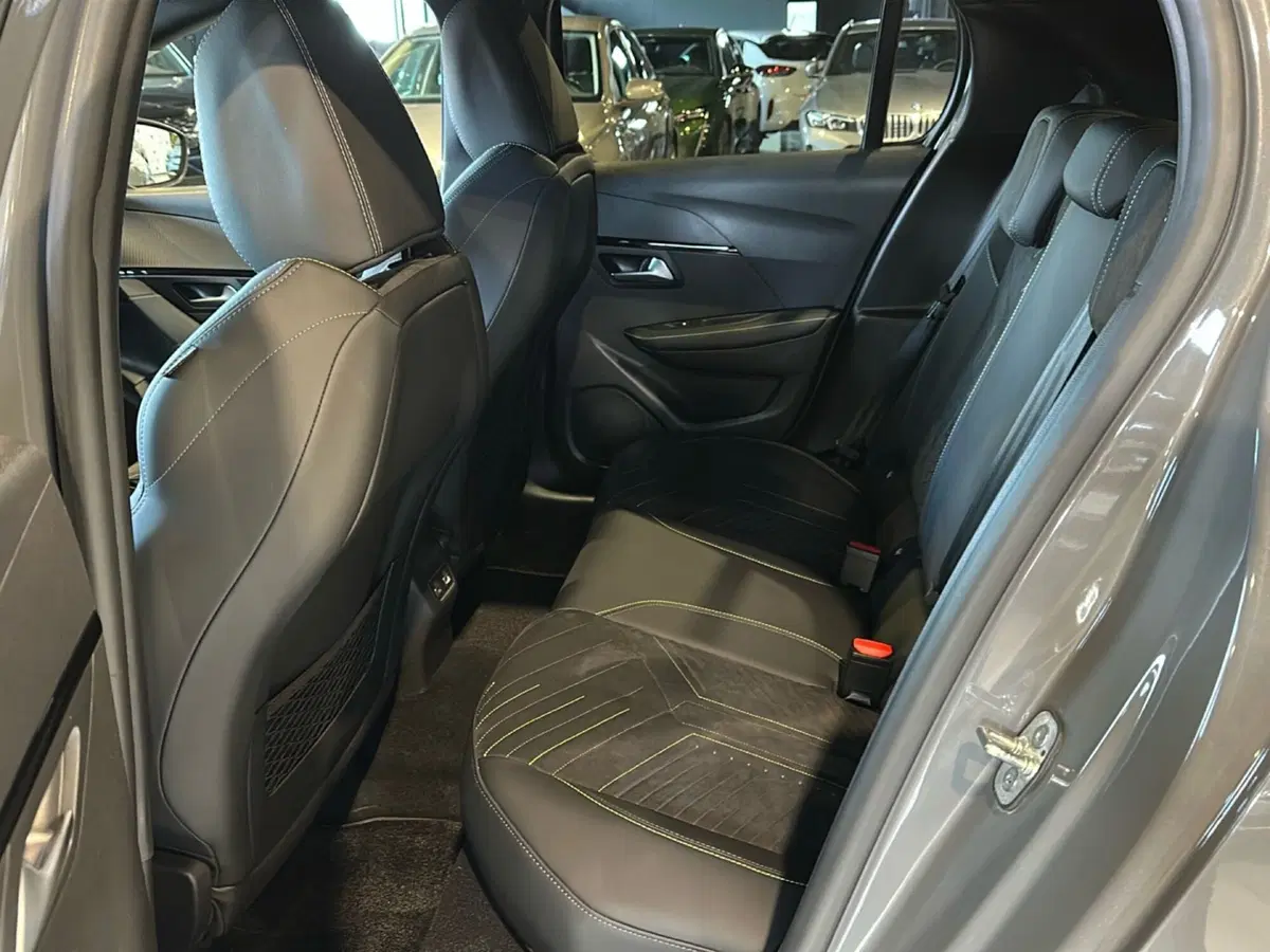 Peugeot 208 usata a Vicenza (16)