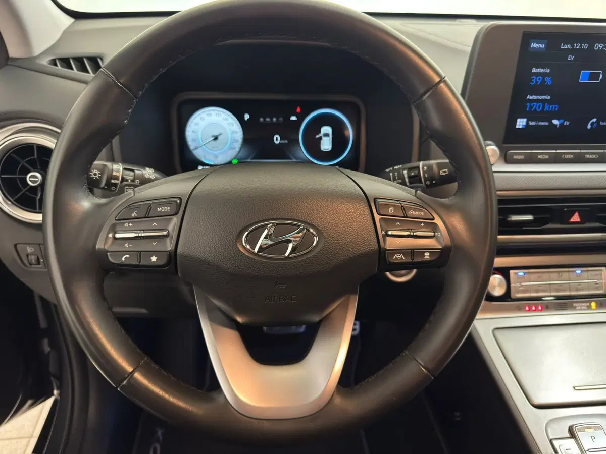Hyundai Kona usata a Novara (19)