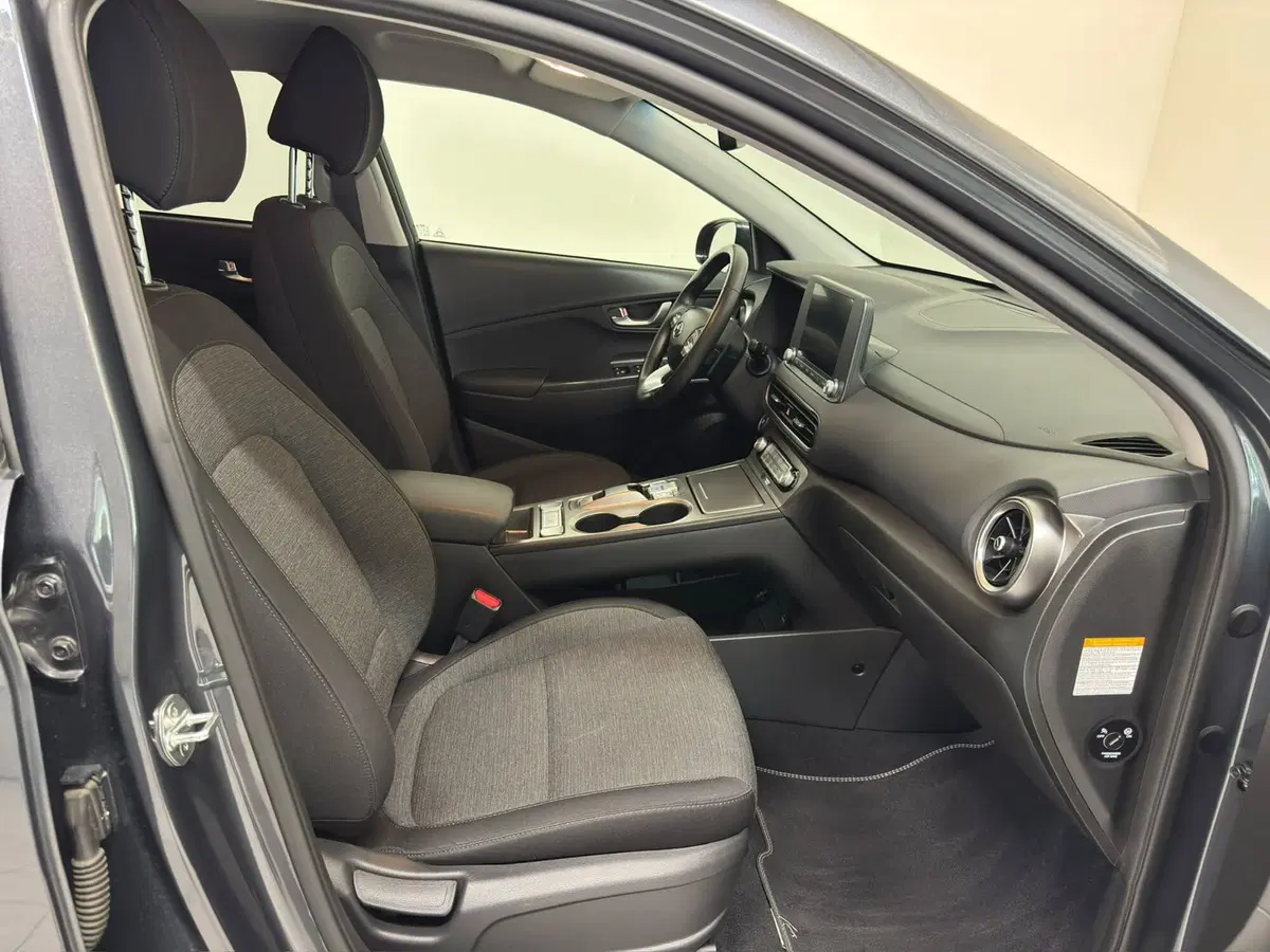 Hyundai Kona usata a Novara (3)