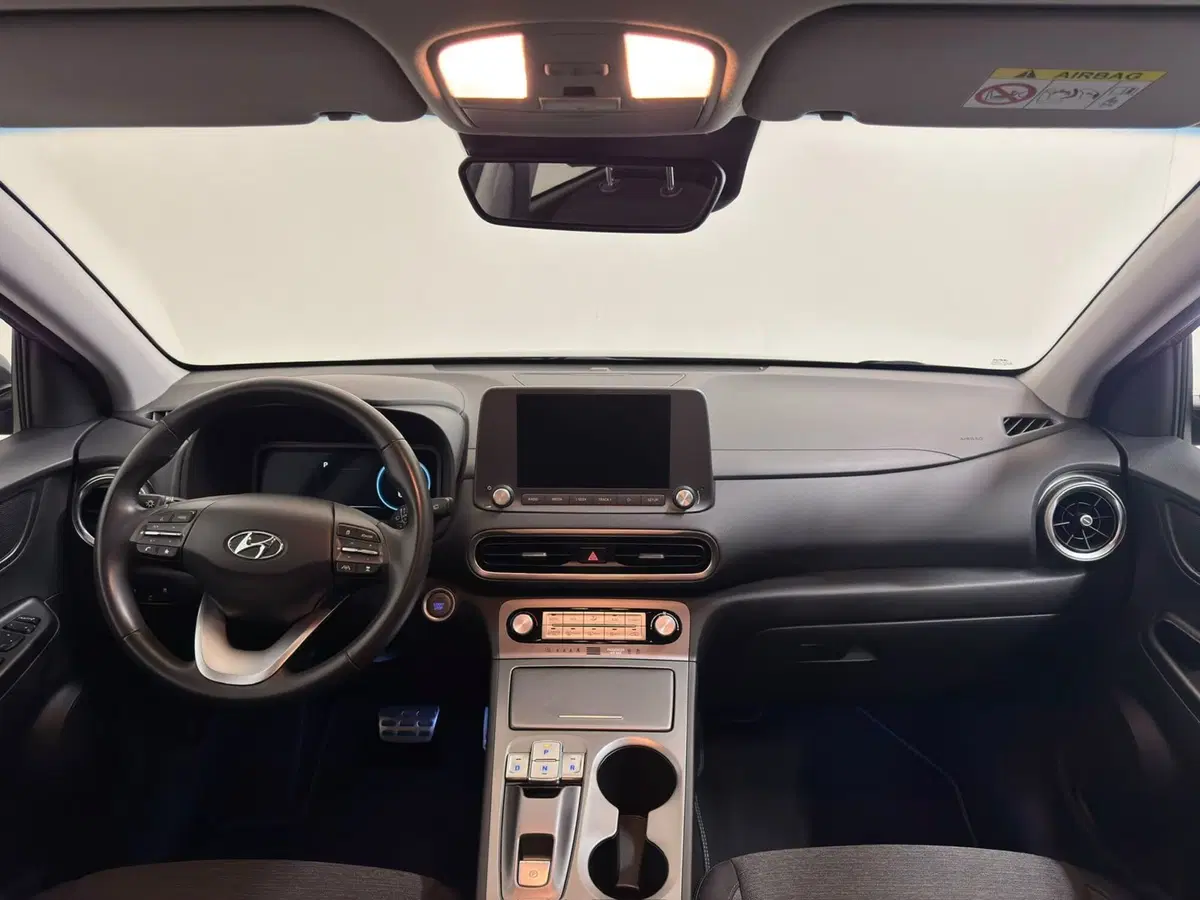 Hyundai Kona usata a Novara (4)