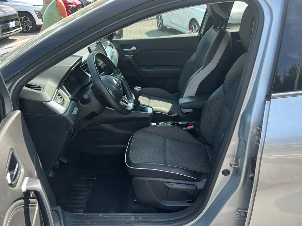 Renault Captur usata a Latina (11)
