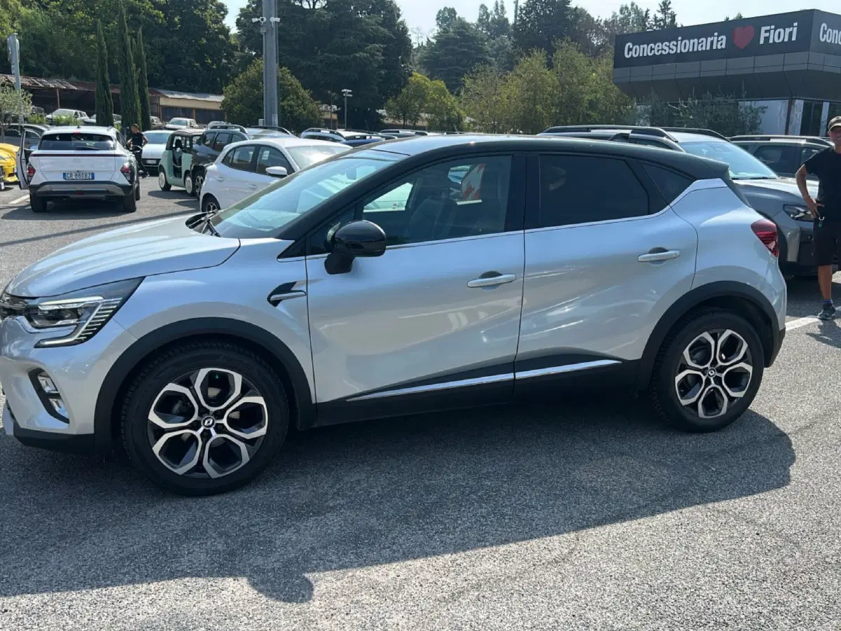 Renault Captur usata a Latina (7)