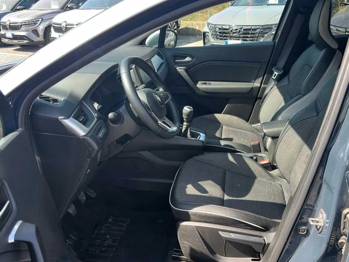 Renault Captur usata a Latina (12)