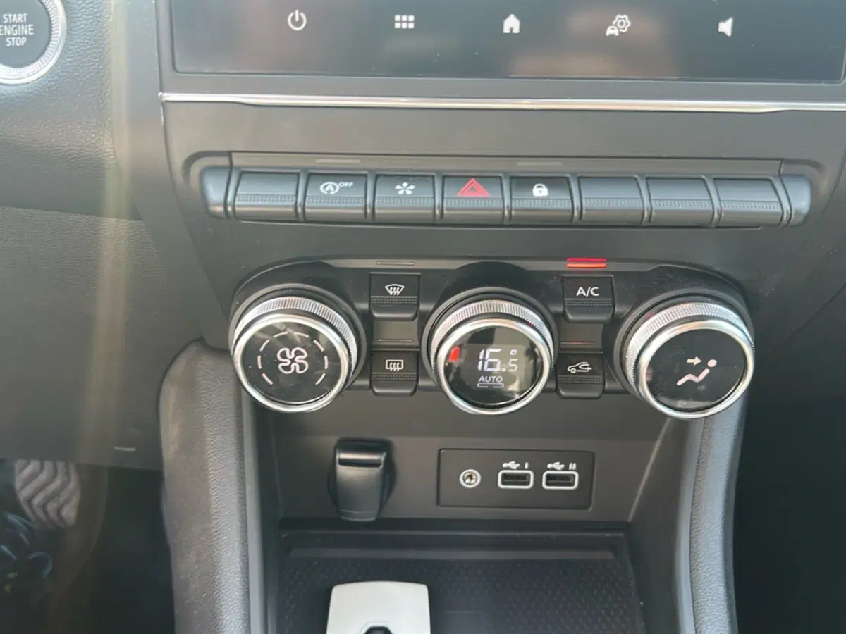Renault Captur usata a Latina (16)