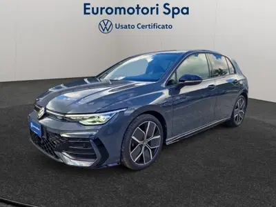 Volkswagen Golf 2.0 TDI 150 CV DSG SCR R-Line nuova a Grosseto