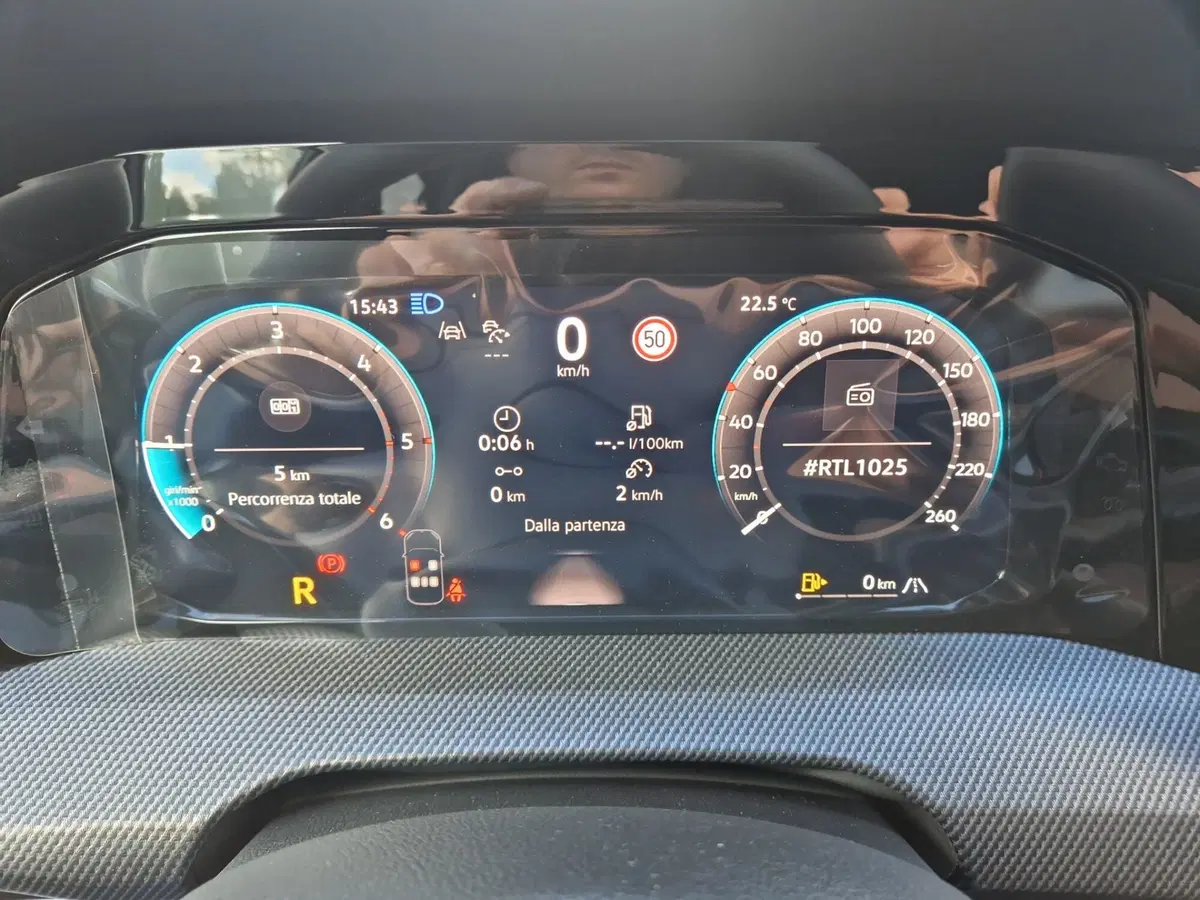 Volkswagen Golf nuova a Grosseto (14)