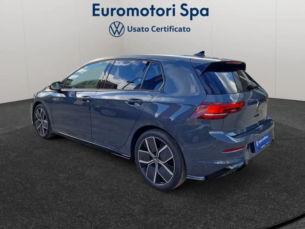 Volkswagen Golf nuova a Grosseto (3)