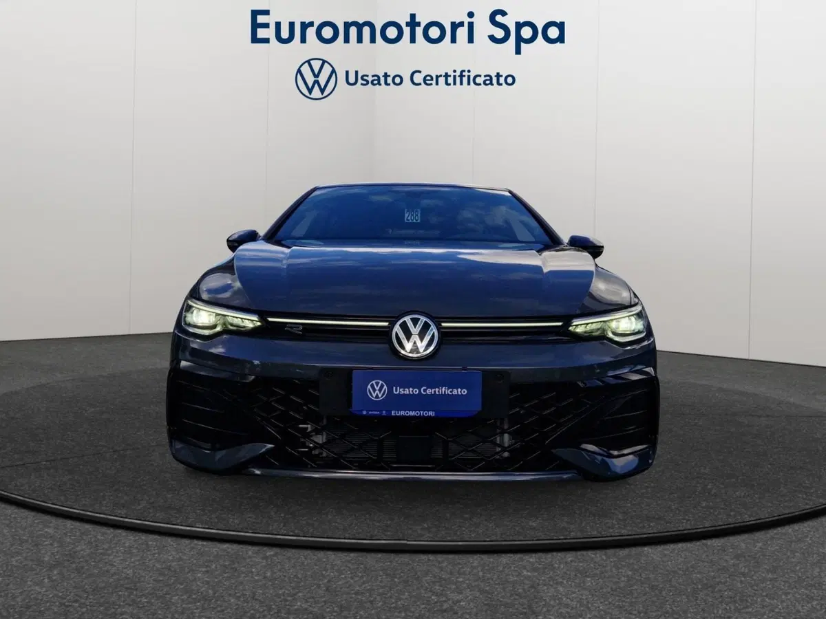 Volkswagen Golf nuova a Grosseto (8)