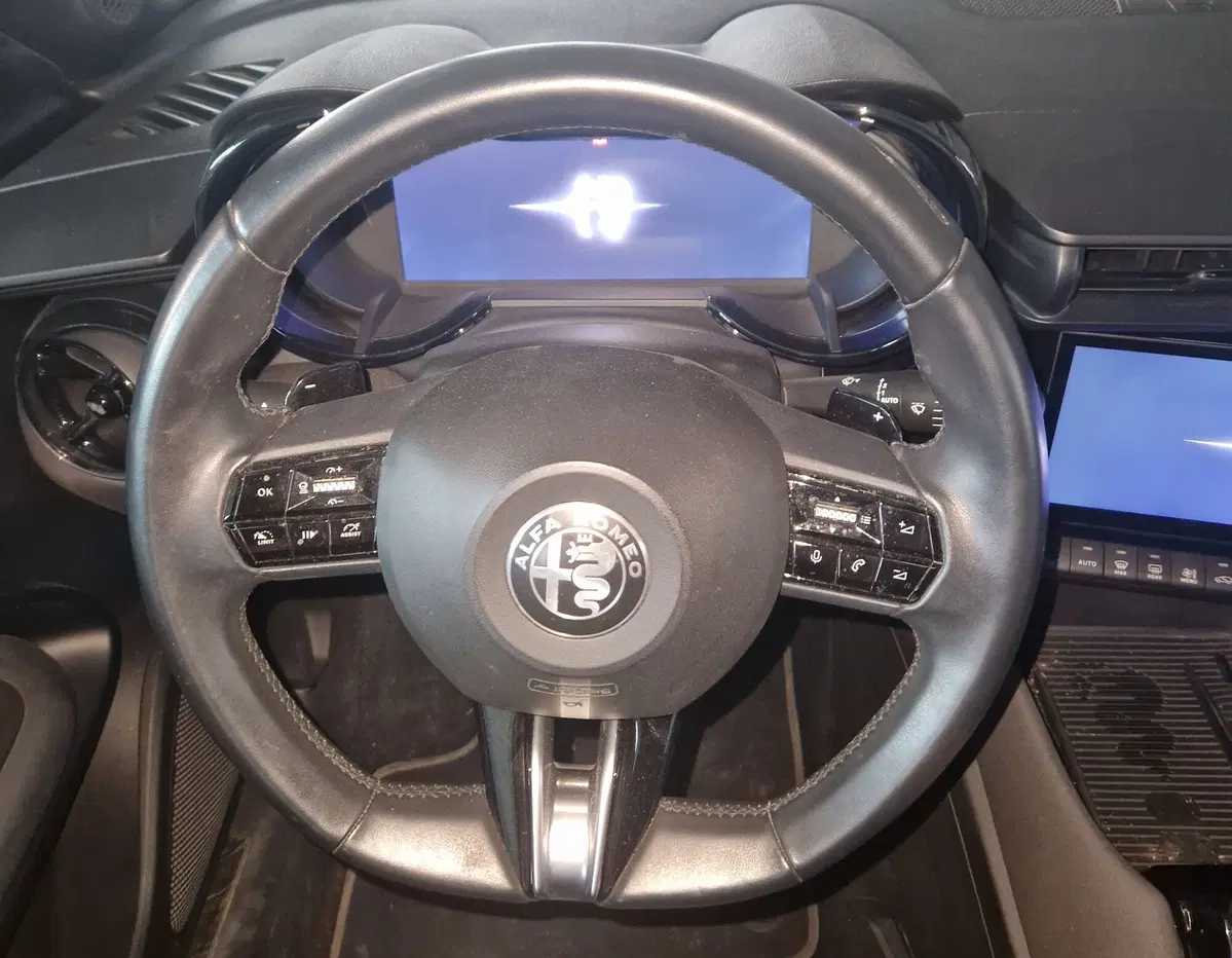 Alfa Romeo Junior usata a Terni (12)