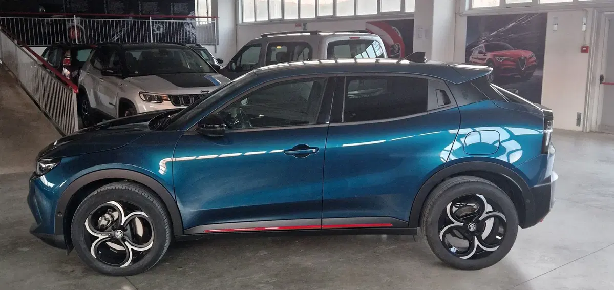 Alfa Romeo Junior usata a Terni (3)