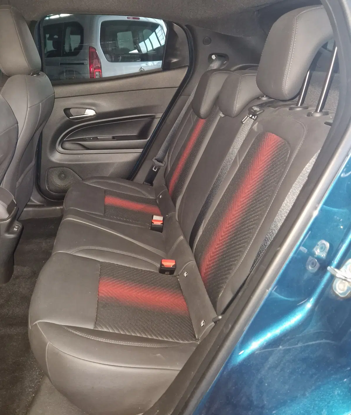 Alfa Romeo Junior usata a Terni (9)