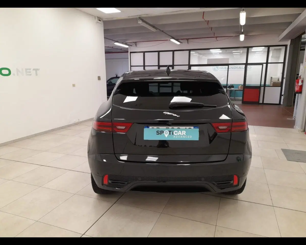 Jaguar E-Pace usata a Alessandria (3)
