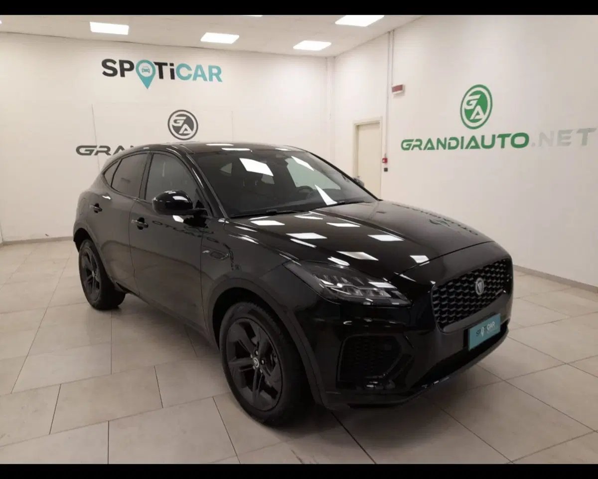 Jaguar E-Pace usata a Alessandria (6)