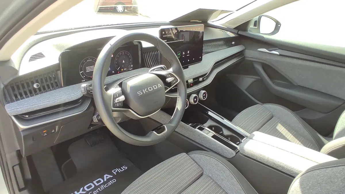 Skoda Superb usata a Taranto (10)