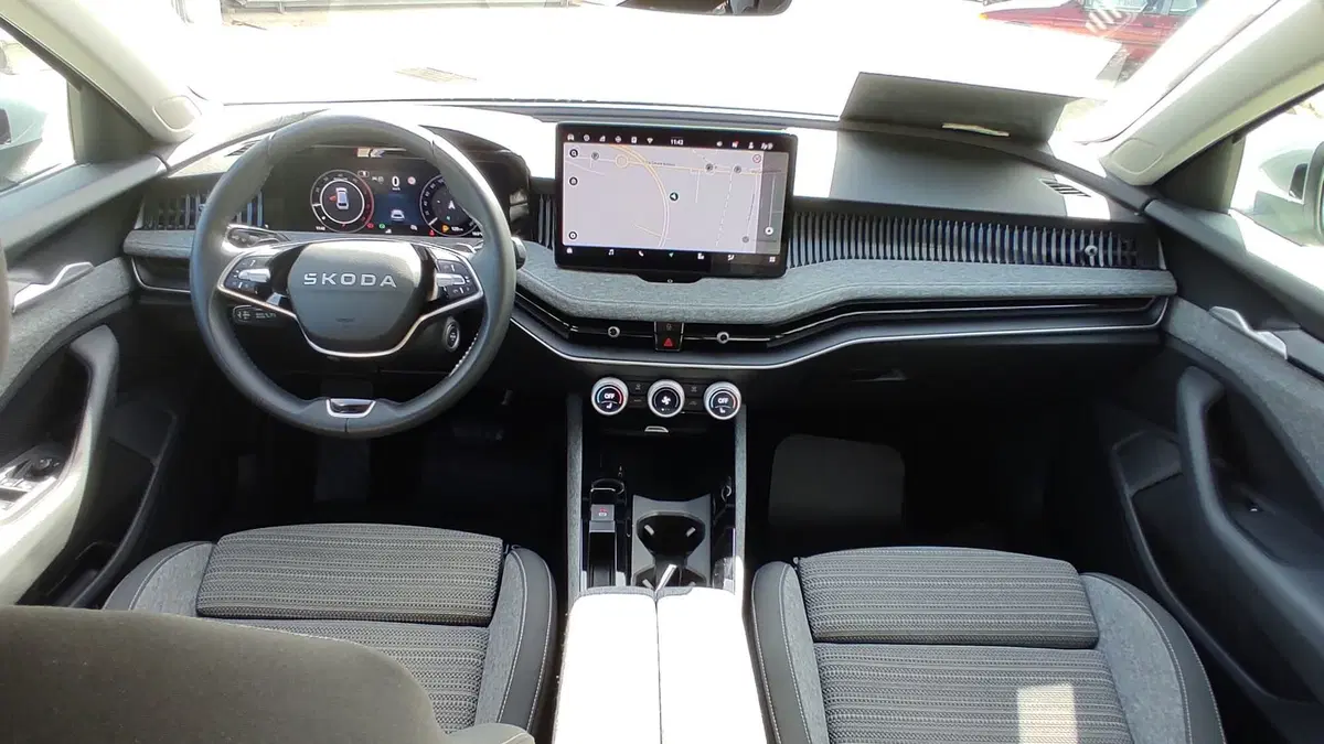 Skoda Superb usata a Taranto (13)