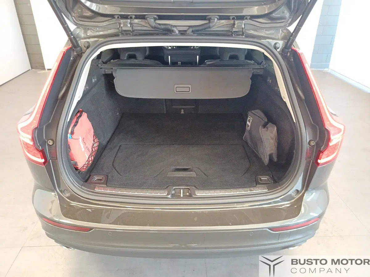 Volvo V60 usata a Varese (10)