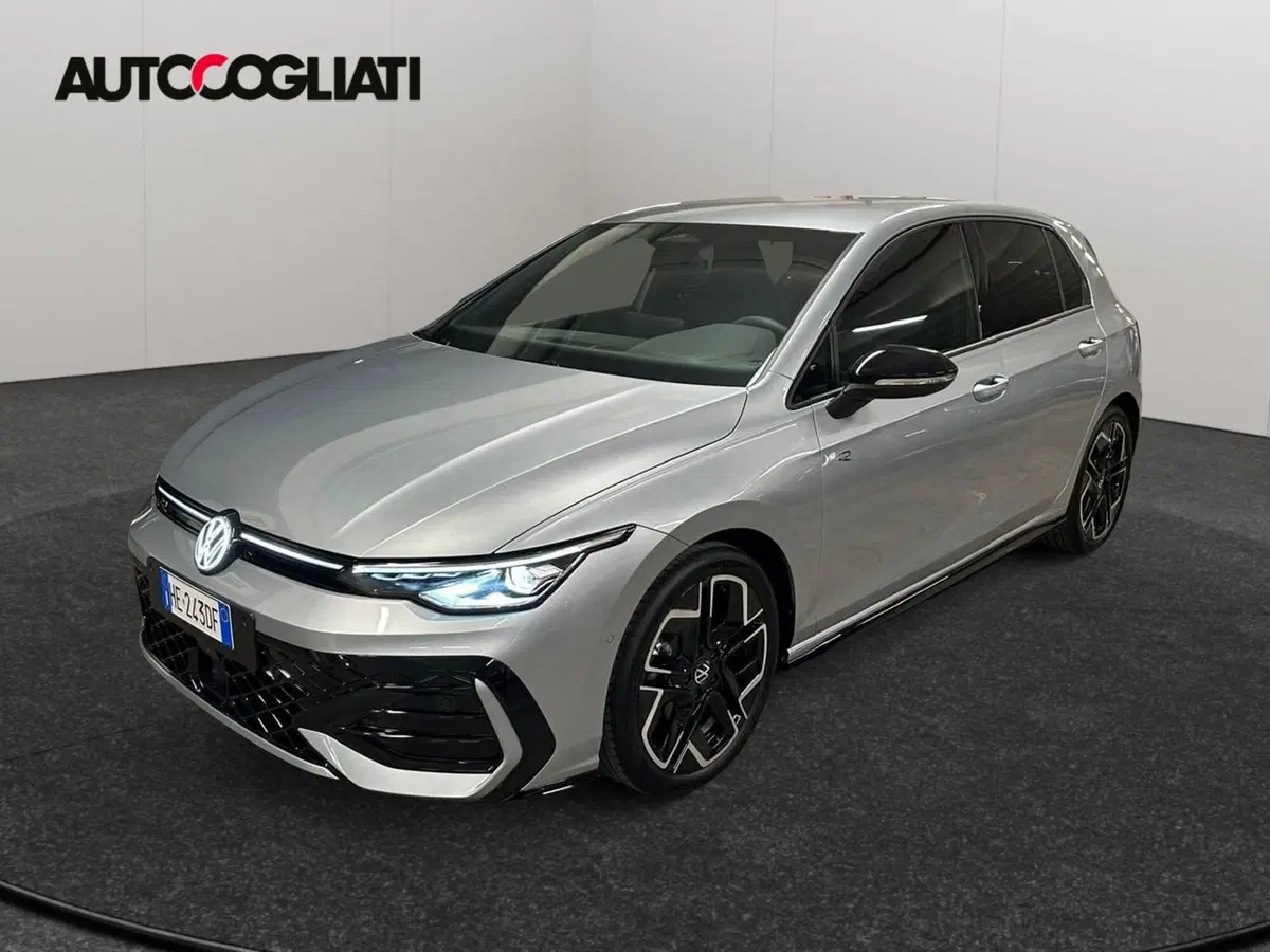 Volkswagen Golf nuova a Lecco