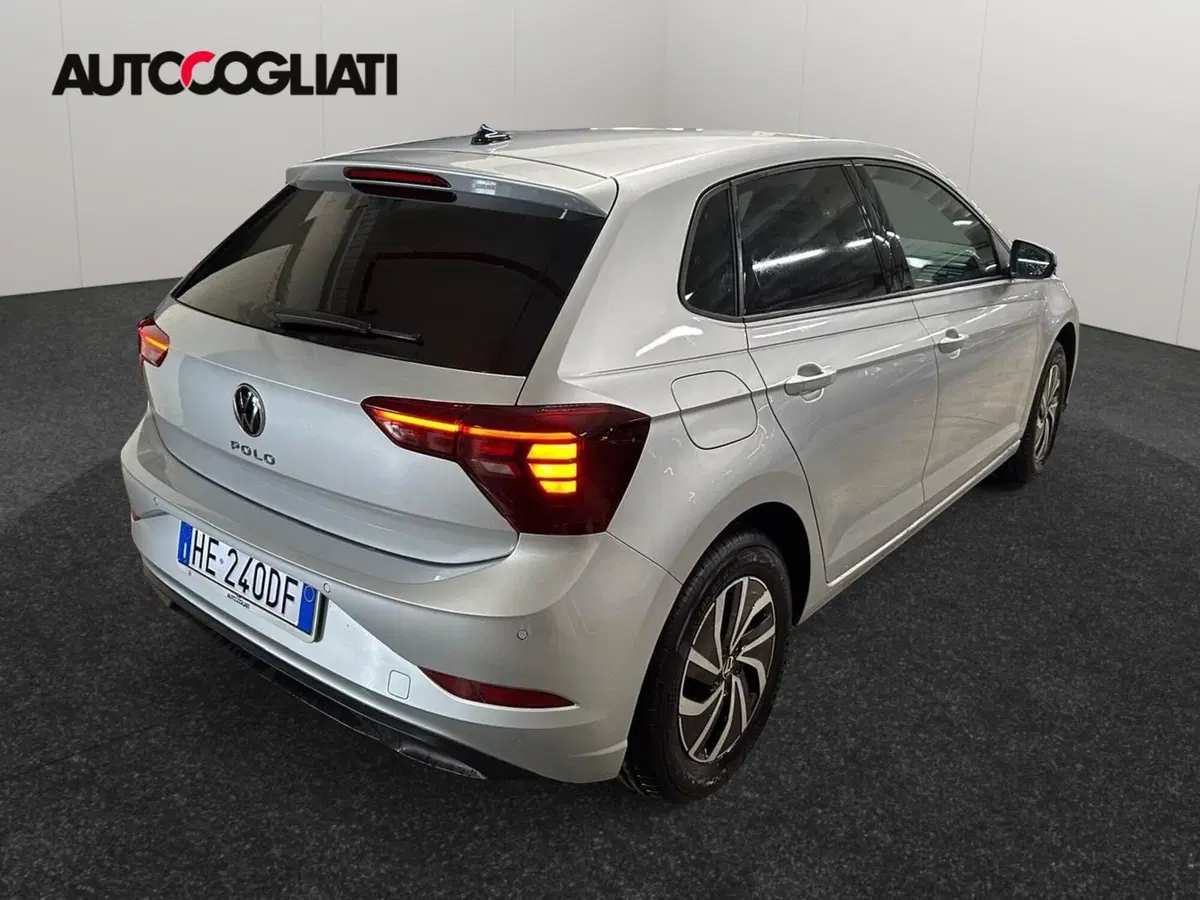 Volkswagen Polo nuova a Lecco (5)
