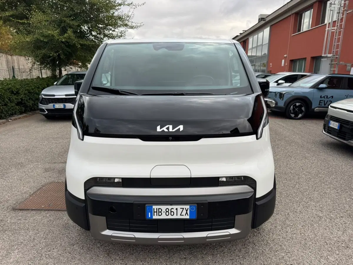 Kia PV5 Furgone usata a Bologna (2)