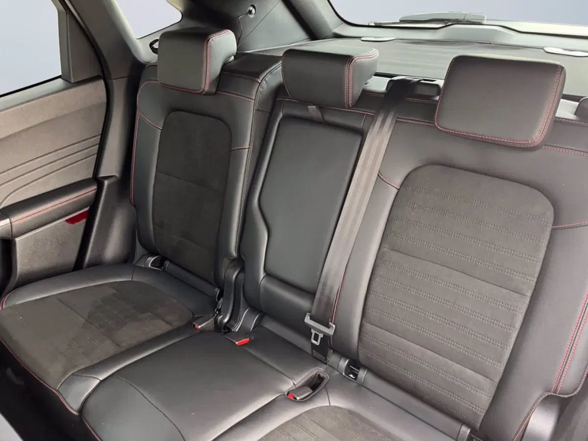 Ford Kuga usata a Milano (12)