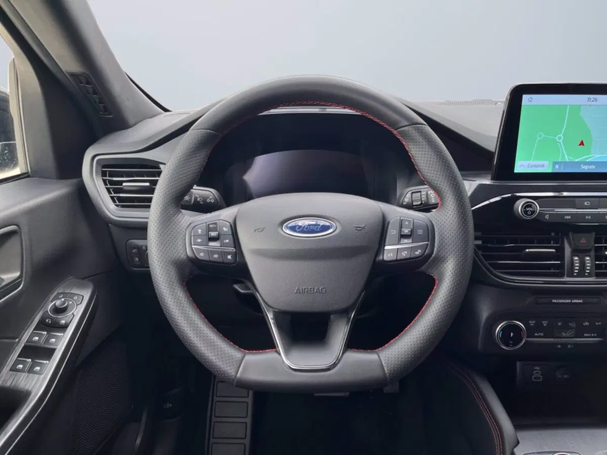 Ford Kuga usata a Milano (13)