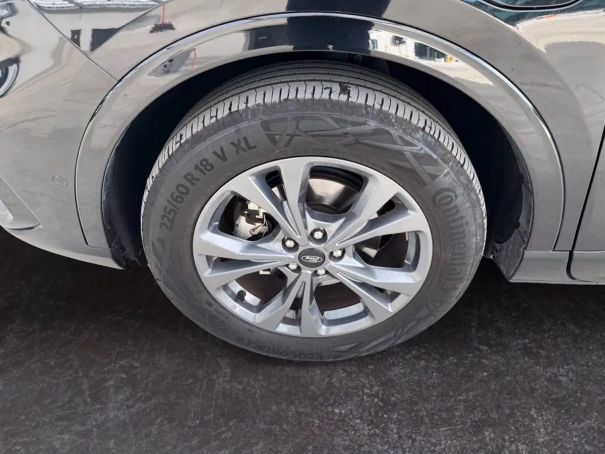 Ford Kuga usata a Milano (9)