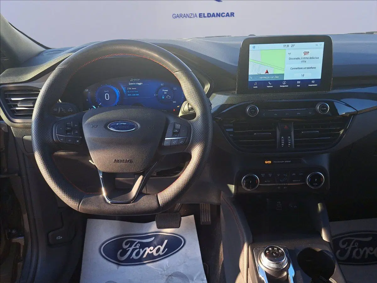 Ford Kuga usata a Milano (11)
