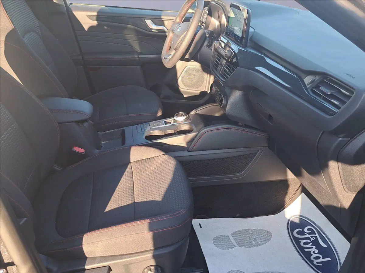 Ford Kuga usata a Milano (14)