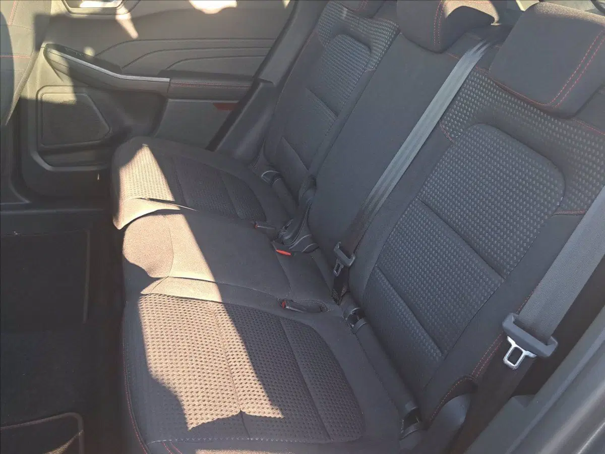 Ford Kuga usata a Milano (17)