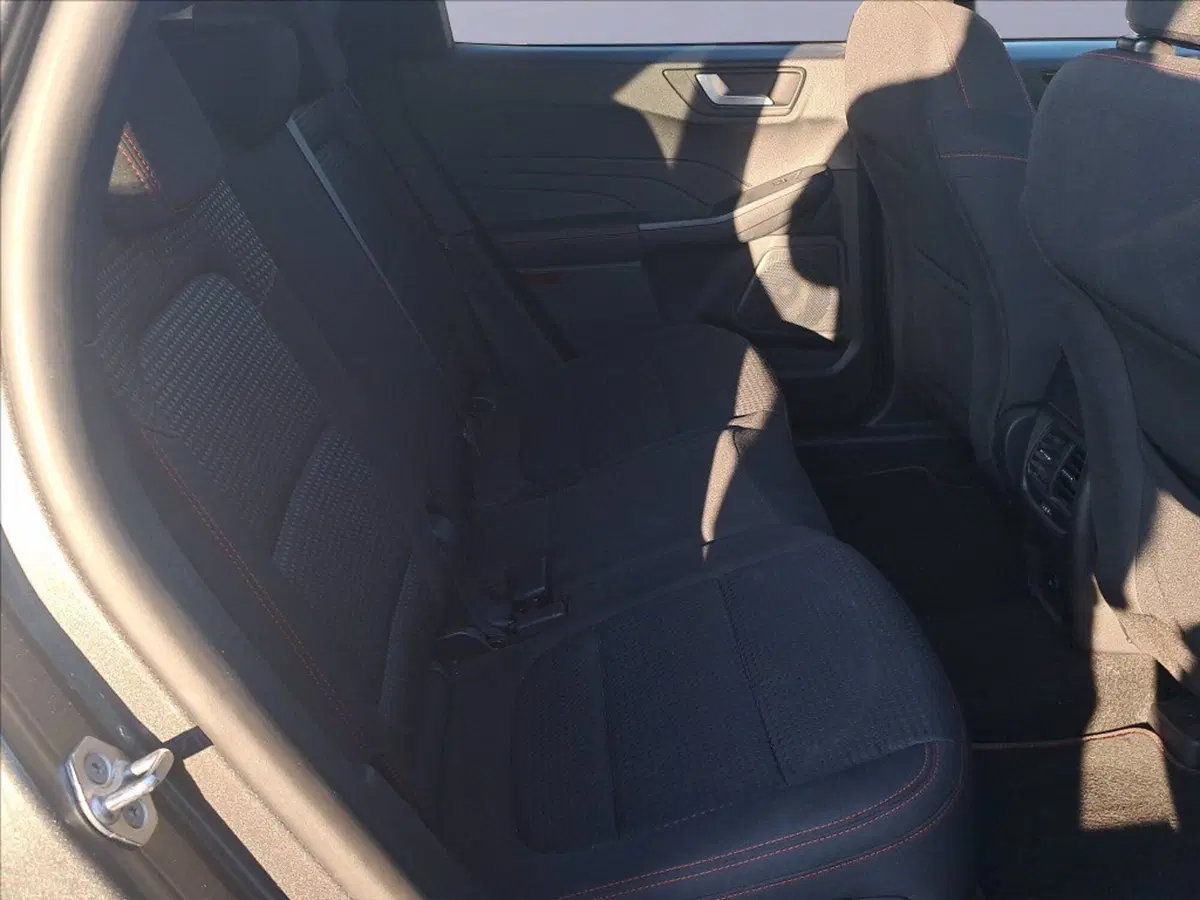 Ford Kuga usata a Milano (18)