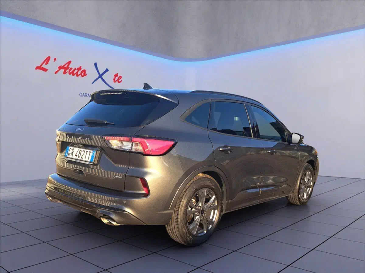 Ford Kuga usata a Milano (9)