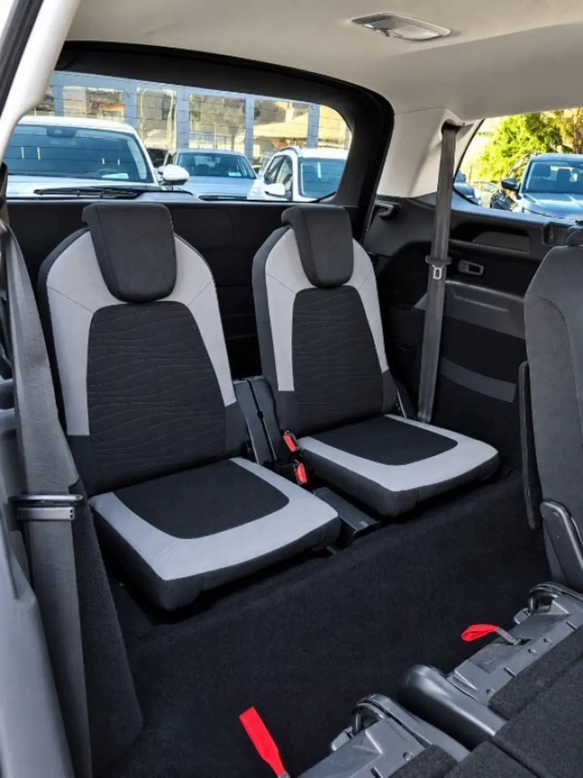 Citroen Grand C4 Picasso usata a Firenze (14)