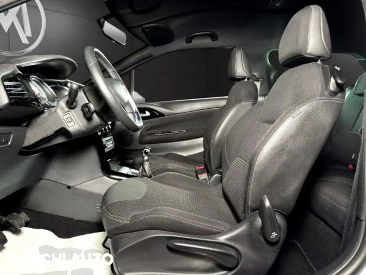 Ds DS 3 Coupé usata a Perugia (11)