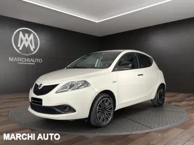 Lancia Ypsilon 1.0 FireFly 5 porte S&S Hybrid Ecochic Gold del 2021 usata a Bastia Umbra