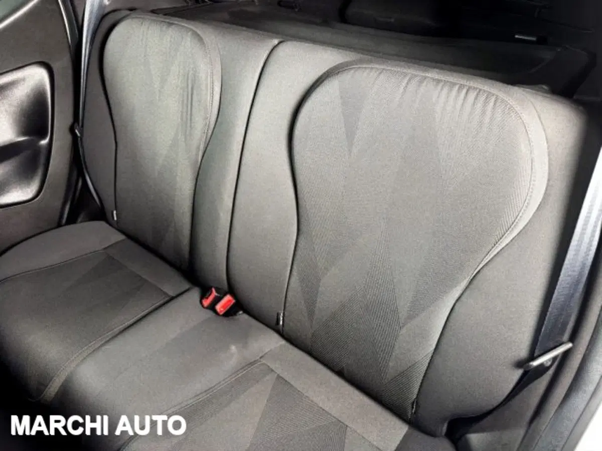 Lancia Ypsilon usata a Perugia (12)