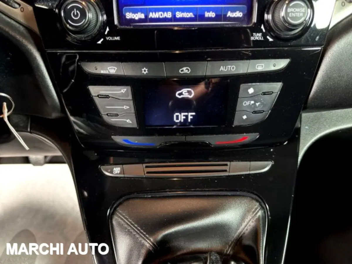 Lancia Ypsilon usata a Perugia (18)