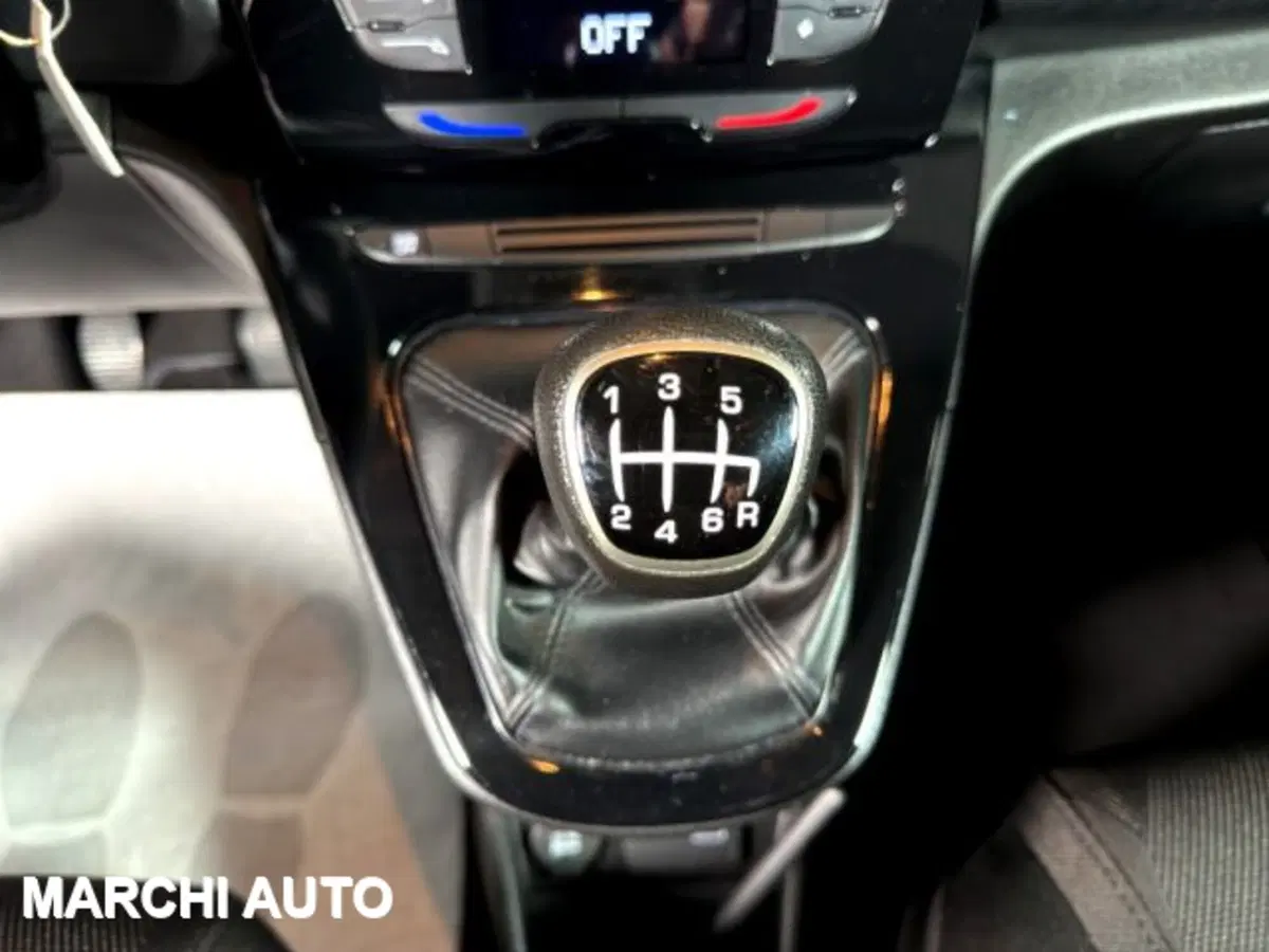 Lancia Ypsilon usata a Perugia (19)