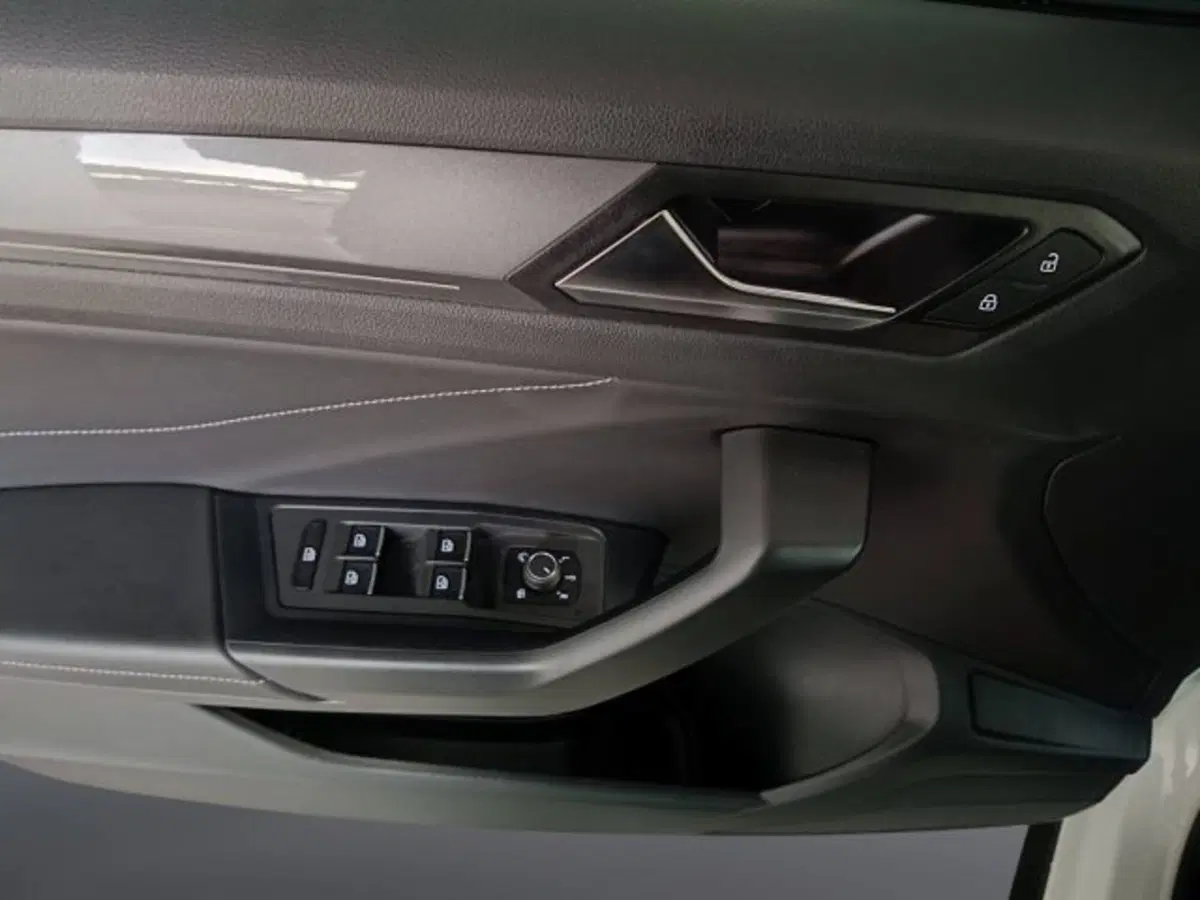 Volkswagen T-Roc usata a Teramo (18)